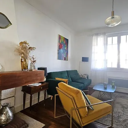 Apartment Porte Rouge *