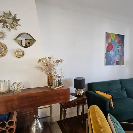 Apartment Porte Rouge
