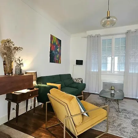 Porte Rouge Apartment Royan