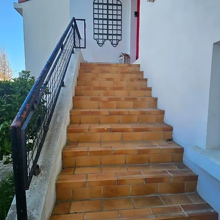 Porte Rouge Apartment